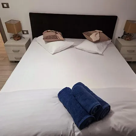 Fabulous Family - Piscina Sauna Jacuzzi Mamaia Nord