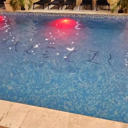 아파트 Fabulous Family - Piscina Sauna Jacuzzi Mamaia Nord *