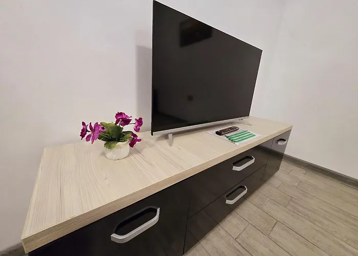 Fabulous Family - Piscina Sauna Jacuzzi Mamaia Nord